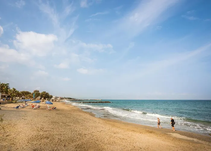 Athina Apartments Near The Sea Platania