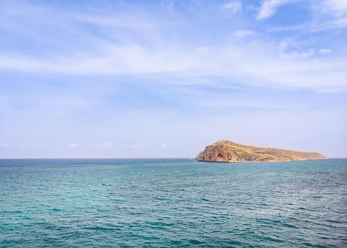 Athina Apartments Near The Sea Platania